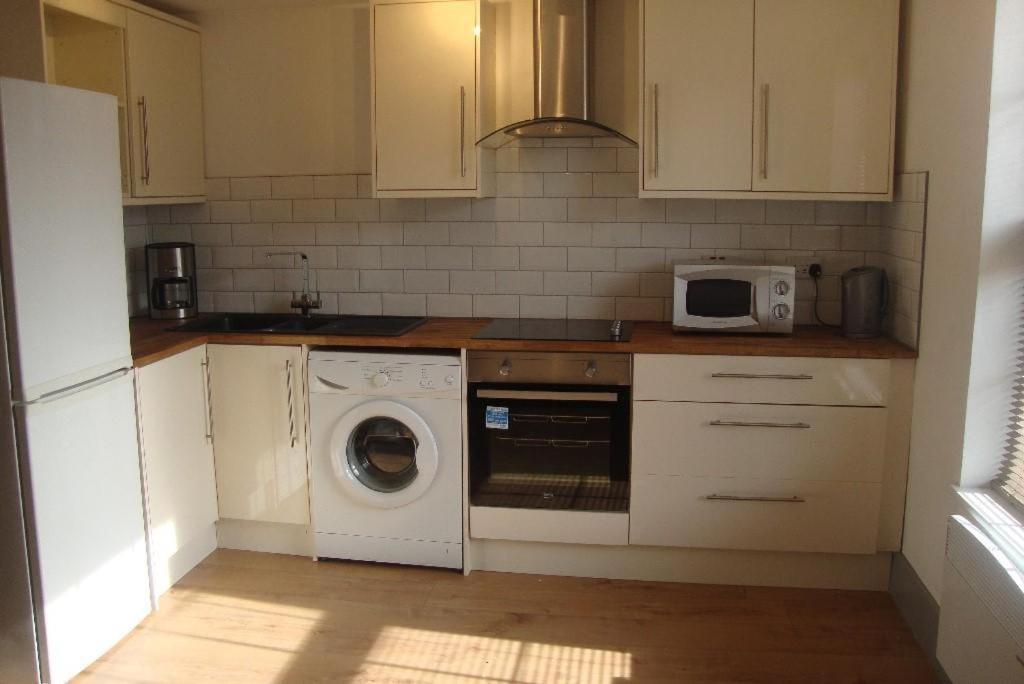Cairo Street Apartment Warrington  Exterior photo